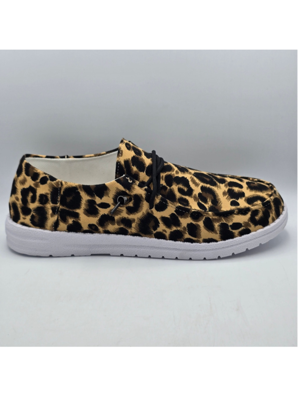 Women's Unbranded Leopard Print Slip-On Sneakers Tan Black Size 9